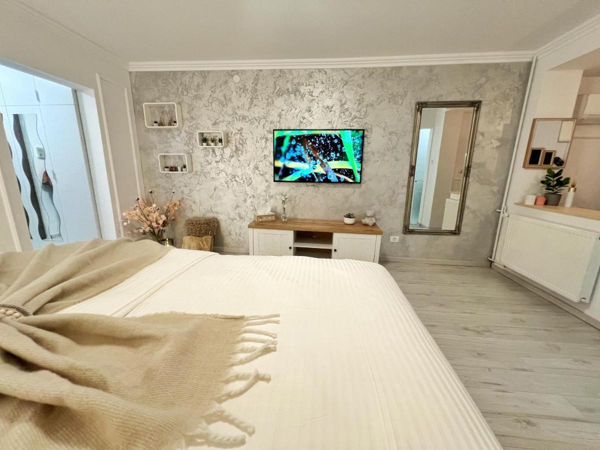 Studio 118 - A Luxury Place,10Min Walk To City Center Timisoara Esterno foto